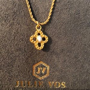 🎉SALE🎉Julie Vos SoHo charm necklace